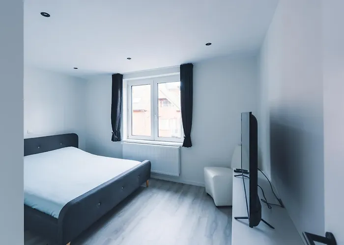 Sunny Sea Terkade Appartamento Ostenda